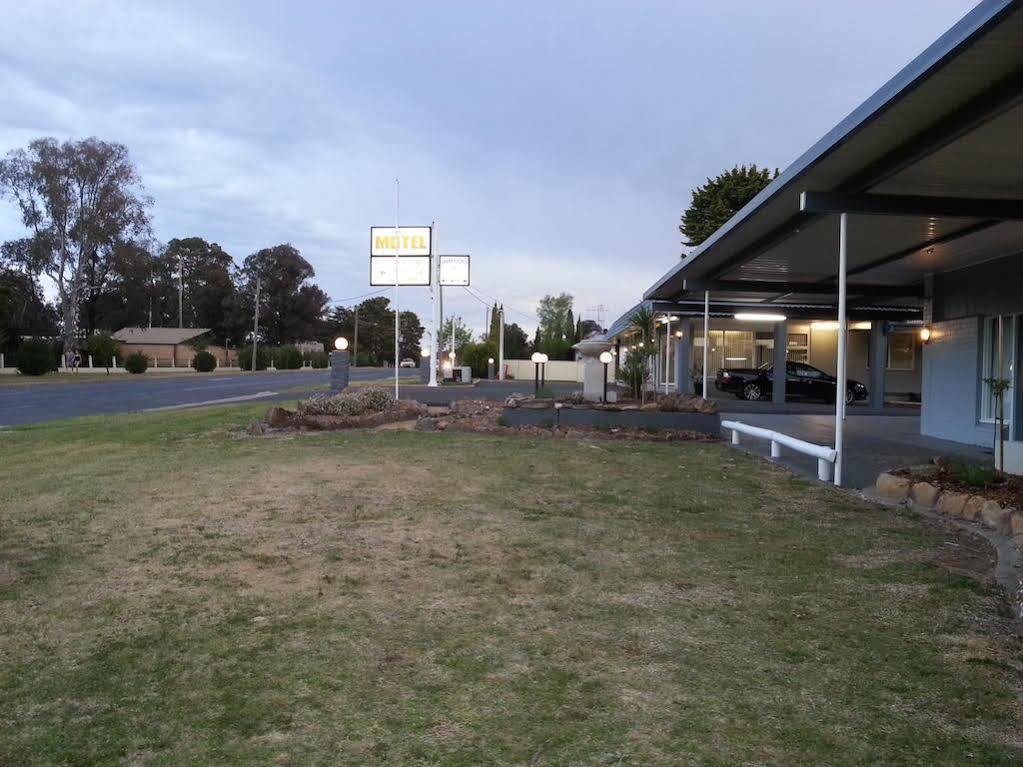 Yass Motel Exterior photo